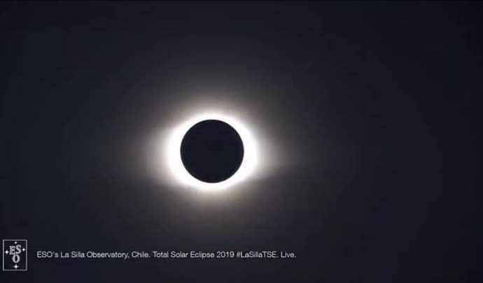 Simplesmente maravilhoso o Eclipse 2019 no deserto de Atacama