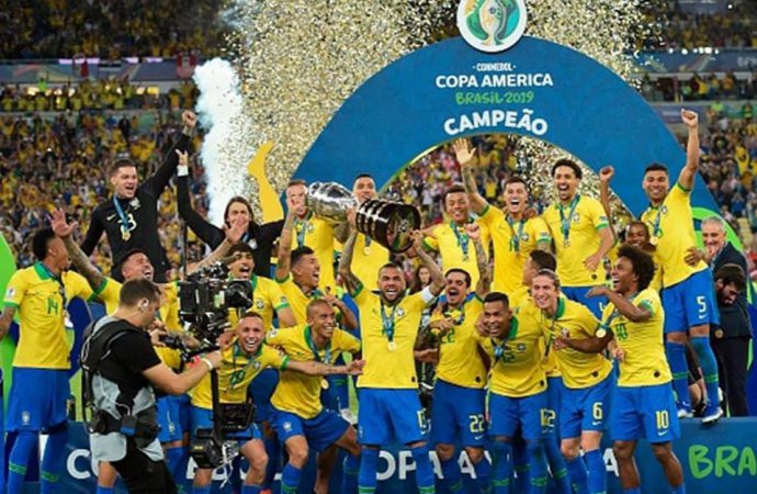 NOVE VEZES CAMPEÃÃÃÃÃÃO! O Brasil derrota o Peru e fatura a Copa América 2019 no Maracanã!