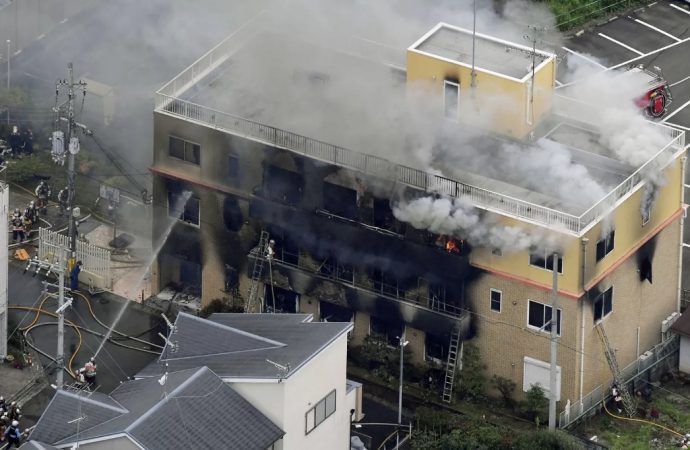 Suposto incêndio criminoso deixa mais de 30 mortos em estúdio de animação no Japão  Leia mais: