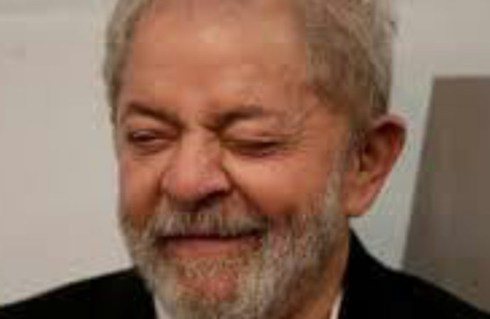 STF Suspende transferência de Lula para presídio de Tremembé e o Mantém em Curitiba.