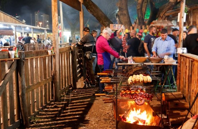 Veja o que abre e o que fecha no feriado da Revolução Farroupilha em Porto Alegre.