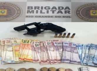 11ºBPM prende indivíduo por porte ilegal de arma em Porto Alegre