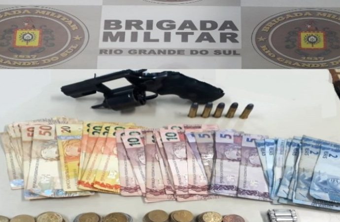 11ºBPM prende indivíduo por porte ilegal de arma em Porto Alegre