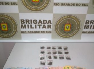 Brigada Militar 17°BPM de Gravataí, prende por tráfico de drogas