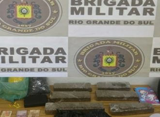 15° BPM prende mulher e apreende adolescente com mais de 4kg de maconha