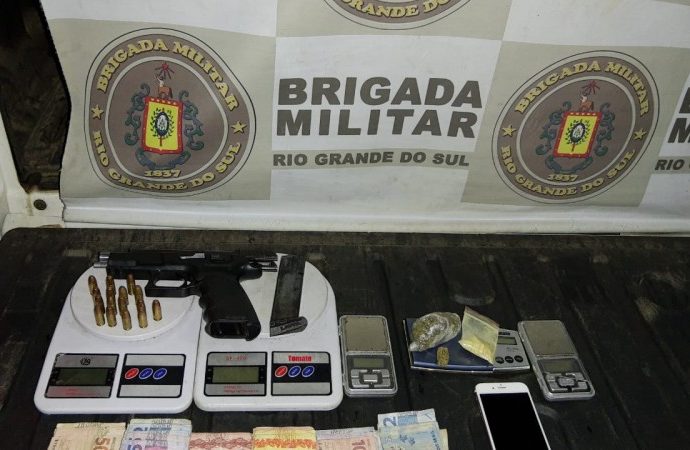 BM de Sapucaia do Sul prende homem por porte ilegal e tráfico de drogas