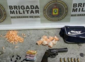 Homem é preso por tráfico de drogas e porte ilegal de arma em Porto Alegre