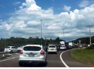 FreeWay, BR-101 e RS-040 têm pontos de lentidão nesta terça de Carnaval