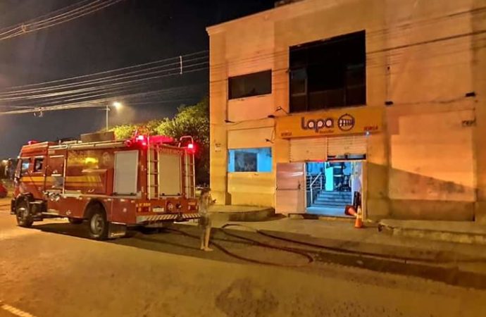 Lamentavél: Pegou Fogo no LAPA Resto Bar em Alvorada…Vídeo…