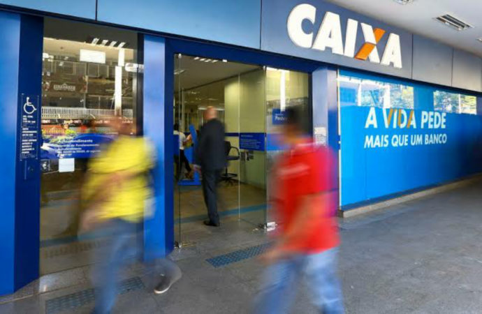 Agências da Caixa Econômica Federal estendem horário de atendimento