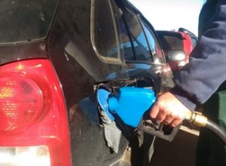 Gasolina está 12% mais cara nas refinarias