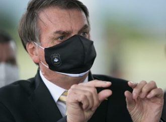 Bolsonaro cita Lei de Abuso de Autoridade para atacar divulgação de vídeo