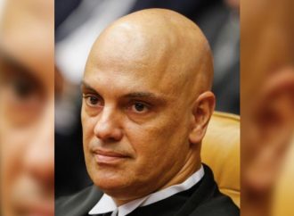 Alexandre de Moraes determina bloqueio das redes sociais de influenciadores e empresários aliados a Bolsonaro