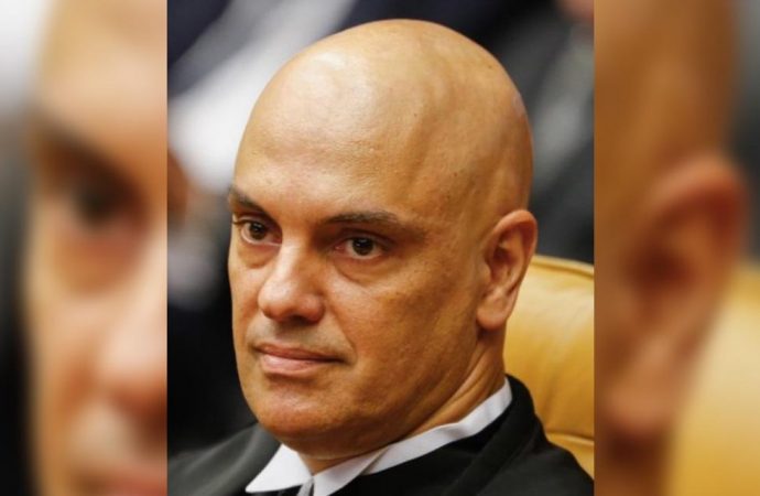 Alexandre de Moraes determina bloqueio das redes sociais de influenciadores e empresários aliados a Bolsonaro