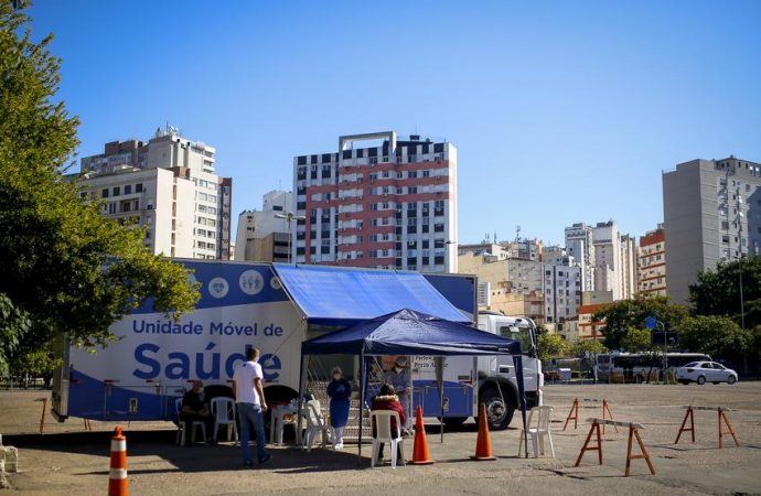 Prefeitura leva vacinação contra gripe à população em situação de rua