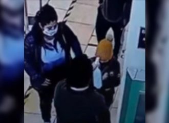 Funcionário de shopping joga álcool no olho de criança em vídeo que viralizou