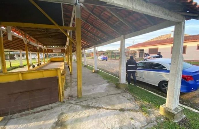 Guarda Municipal acaba com partida de Bocha entre idosos em Mariluz