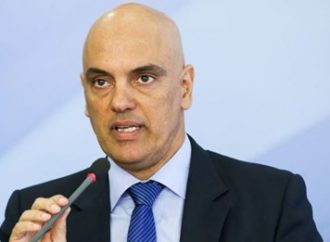 Alexandre de Moraes assume vaga efetiva no TSE