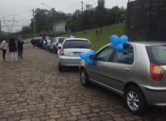 Em meio a pandemia, amigos organizam ‘Charreata de Fraldas’ em Farroupilha