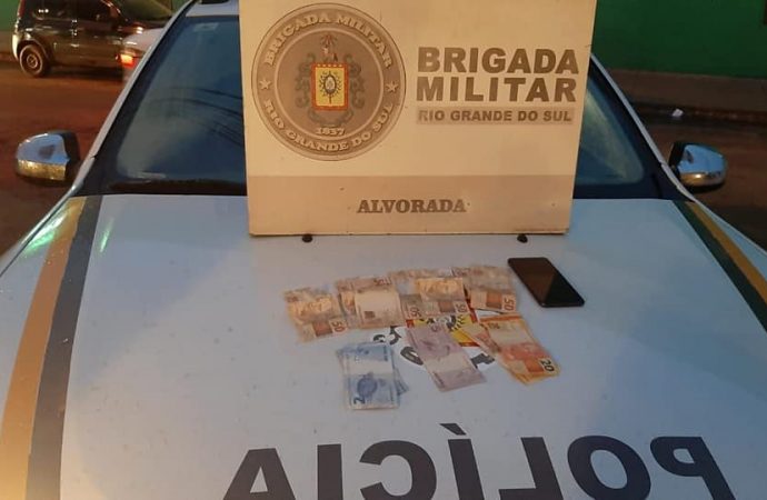 Brigada Militar de Alvorada prende homem por cumprimento de mandado