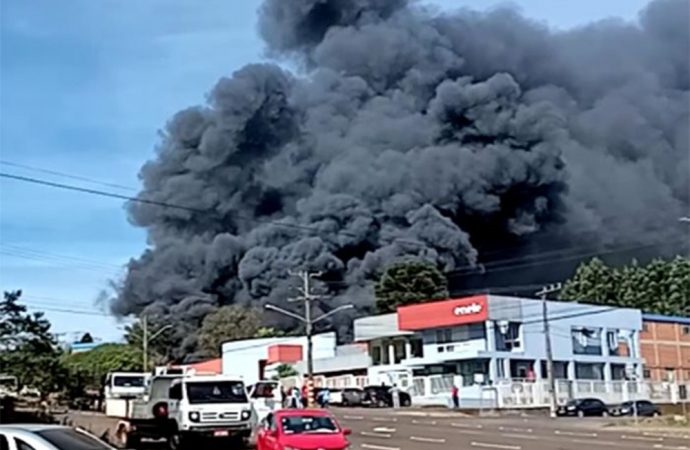 Funcionário com mais de 40 anos de empresa morre durante incêndio em SC