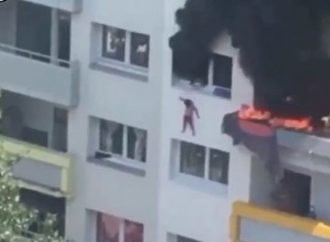 VÍDEO: Duas crianças saltam de prédio para escapar de incêndio