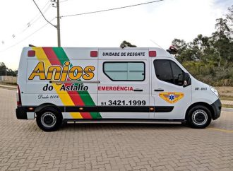 Anjos do asfalto de Gravataí recebem nova ambulância