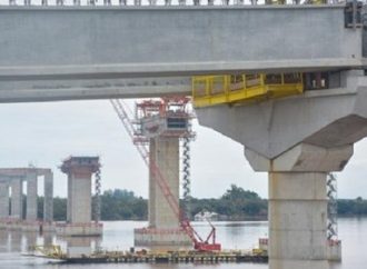 Freeway tem bloqueios noturnos para obras da nova ponte do Guaíba