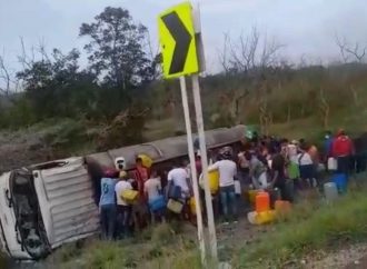VÍDEOS NO SITE – Explosão de caminhão de gasolina deixa sete mortos na Colômbia