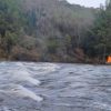 Pai e filho desaparecem enquanto pescavam em rio