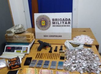 25°BPM prende homem por tráfico de drogas e porte ilegal de arma em São Leopoldo