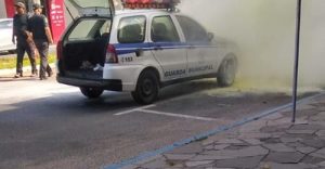 Viatura da Guarda Municipal de Sapucaia do Sul pega fogo