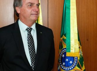 Homem oferece R$ 100 milhões a Bolsonaro em troca de selfie