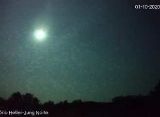 VÍDEO: Queda de meteoro com luminosidade maior que a Lua