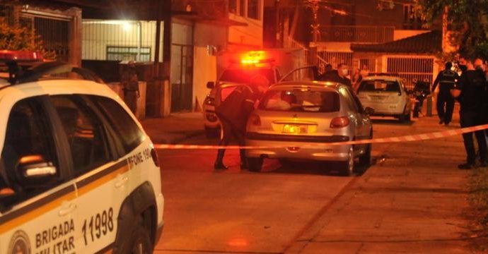 Grávida e homem são executados a tiros na zona Norte de Porto Alegre