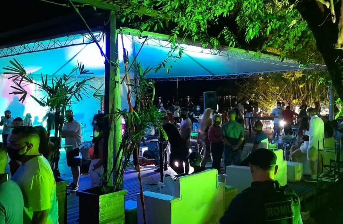 Guarda Municipal interdita festa clandestina na Ilha das Flores