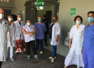 Profissionais do Pronto Atendimento Cruzeiro do Sul e Samu serão vacinados a partir de segunda em Porto Alegre. Saiba mais: