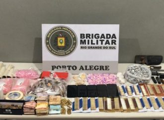 20º BPM prende quatro homens por tráfico de drogas e apreende diversas munições no bairro Bom Jesus