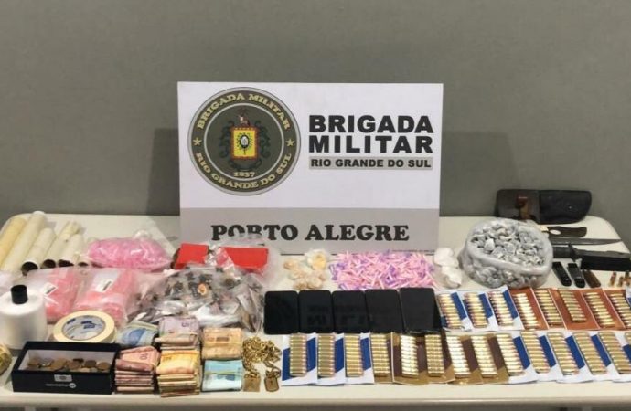 20º BPM prende quatro homens por tráfico de drogas e apreende diversas munições no bairro Bom Jesus