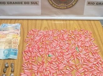 Traficante do Guajuviras, em Canoas, é preso com mais de 500 porções de cocaína