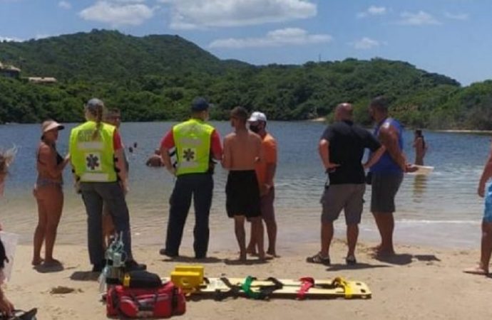 Soldado da Brigada Militar morre após salvar filho e sobrinho na Praia do Rosa, em Santa Catarina. Saiba mais: