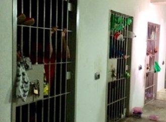 No pior momento da pandemia, RS tem 81 presos lotando celas das delegacias. Saiba mais: