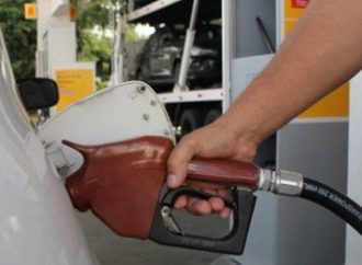 Gasolina e diesel estão mais baratos nas refinarias a partir de hoje