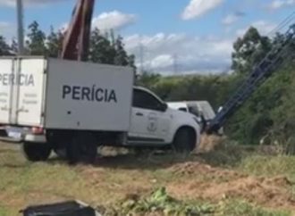 Corpo de mulher é encontrado esquartejado no porta malas de um carro na região metropolitana. Saiba mais: