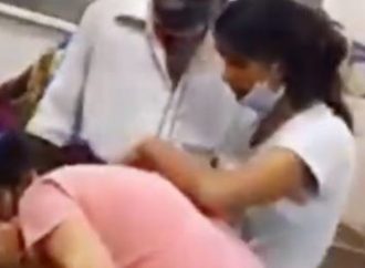 Covid-19: mulher tenta manter mãe viva com respiração boca a boca Veja o vídeo
