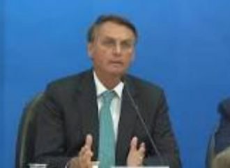 Bolsonaro sanciona lei que aumenta alcance do BPC e cria auxílio-inclusão