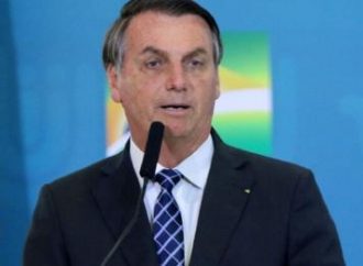 Bolsonaro veta projeto que da acesso a remédios orais contra câncer