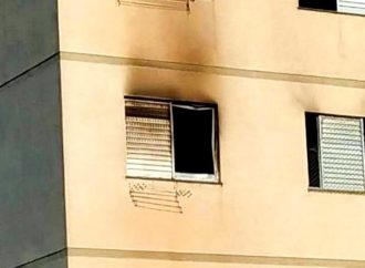 Polícia Civil apura ataque de marido contra esposa ao atear fogo em apartamento em Gravataí.