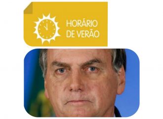 Horário de verão vai voltar se maioria quiser, afirma Jair Bolsonaro