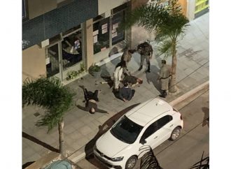 VÍDEO: Policial rodoviário federal aposentado morre após ser baleado em confusão com PMs em Torres
